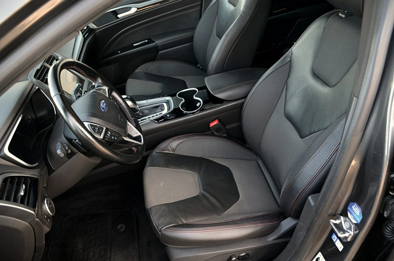 Ford Mondeo - Zdjęcie 17