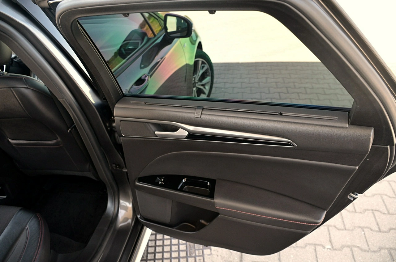 Ford Mondeo - Zdjęcie 20