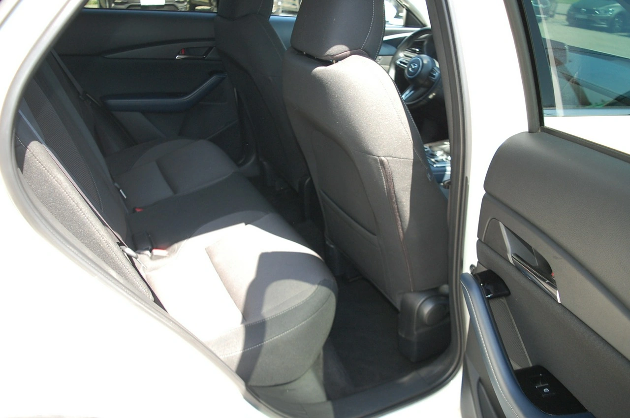 Mazda CX-30 - Zdjęcie 30