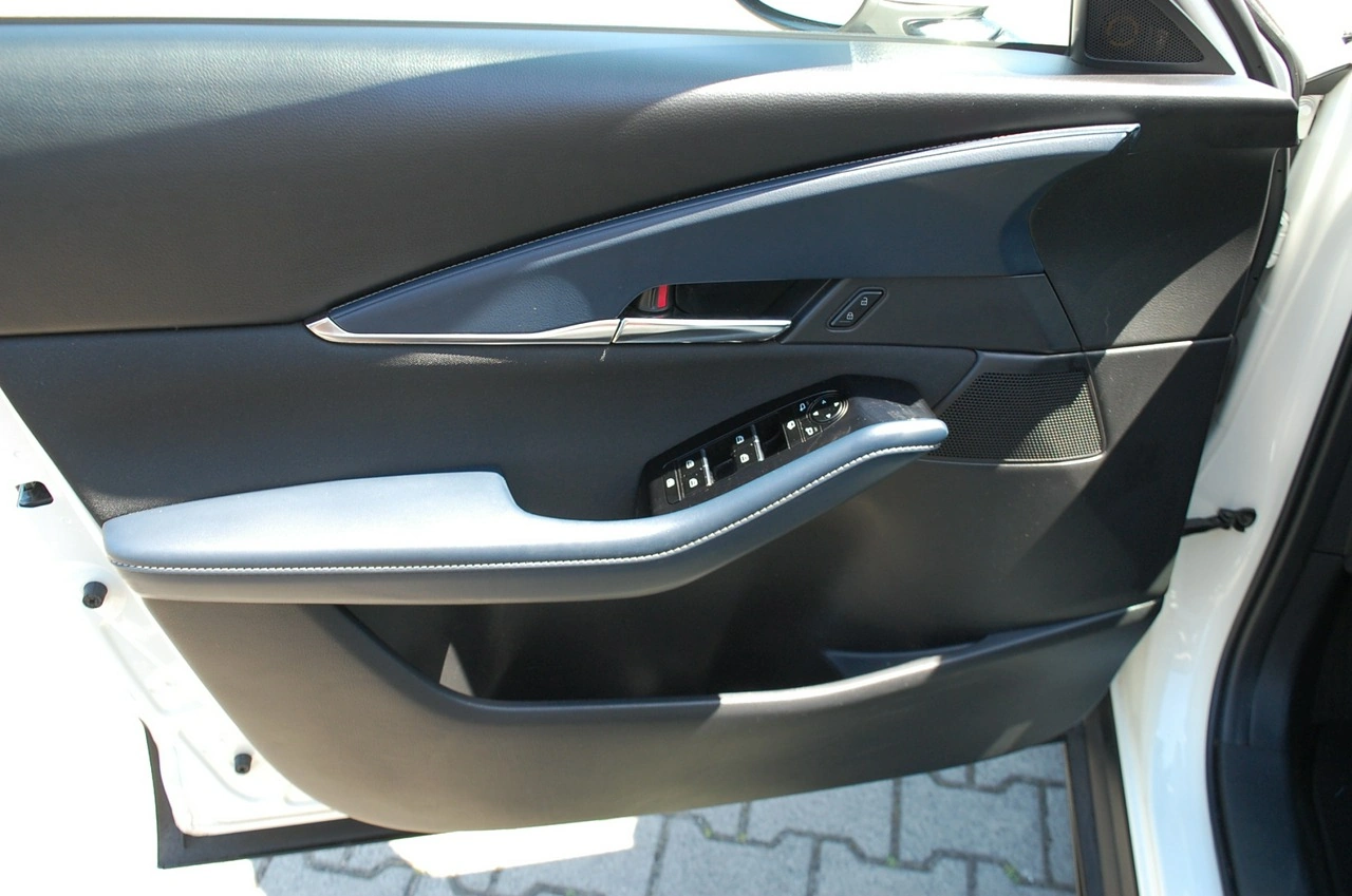 Mazda CX-30 - Zdjęcie 34