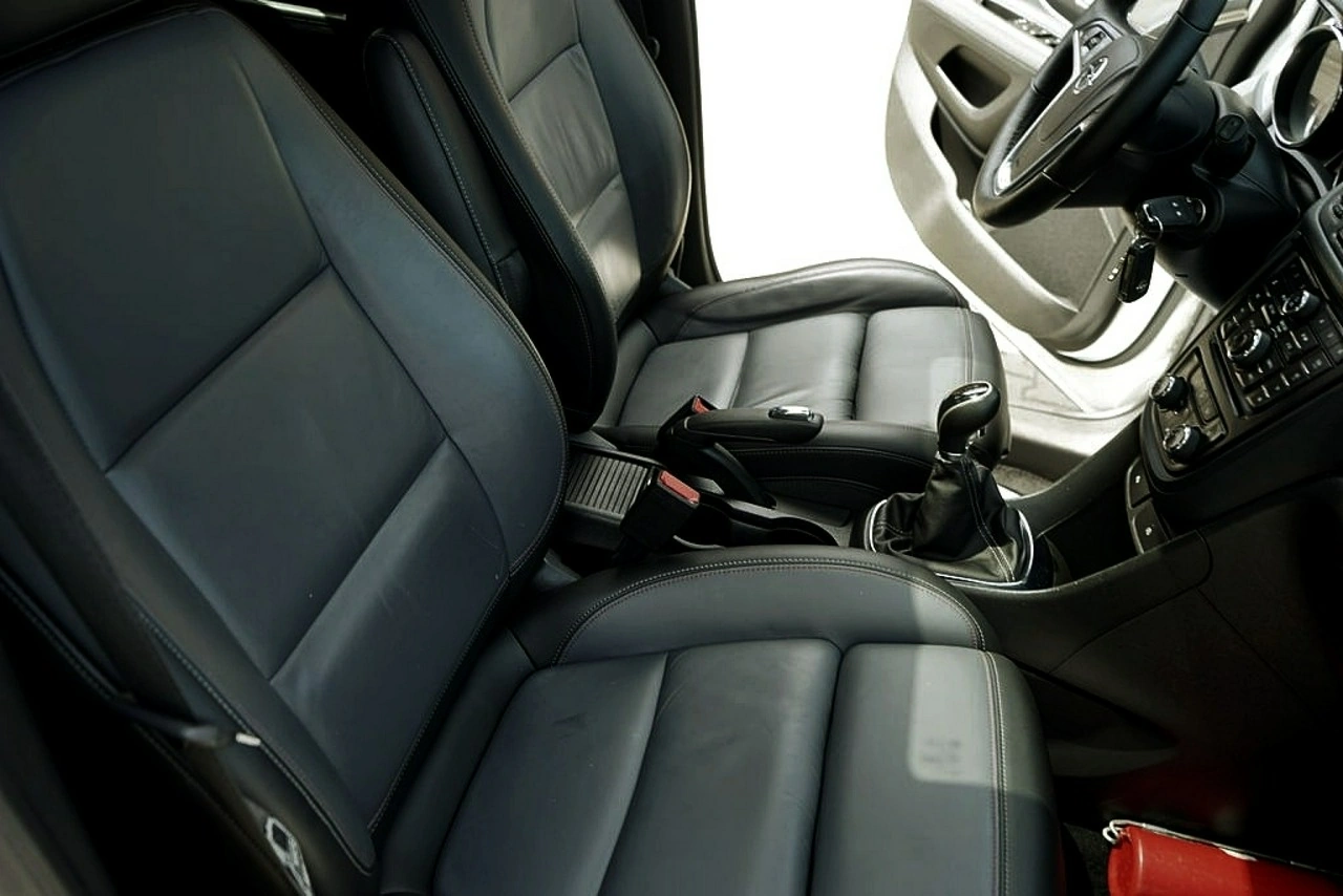 Opel Mokka - Zdjęcie 12