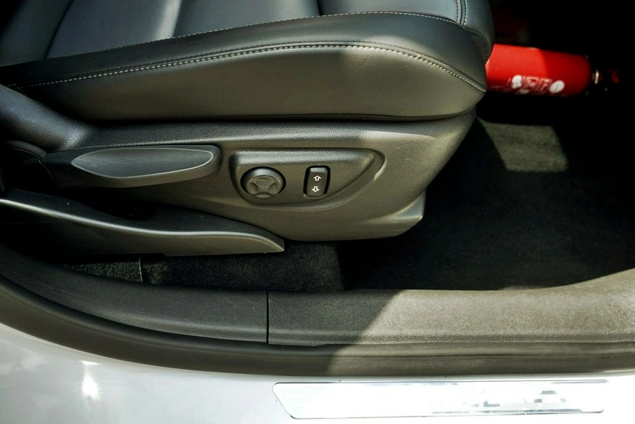 Opel Mokka - Zdjęcie 14