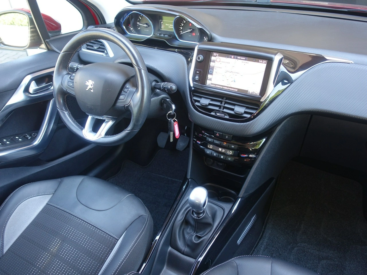 Peugeot 2008 - Zdjęcie 11