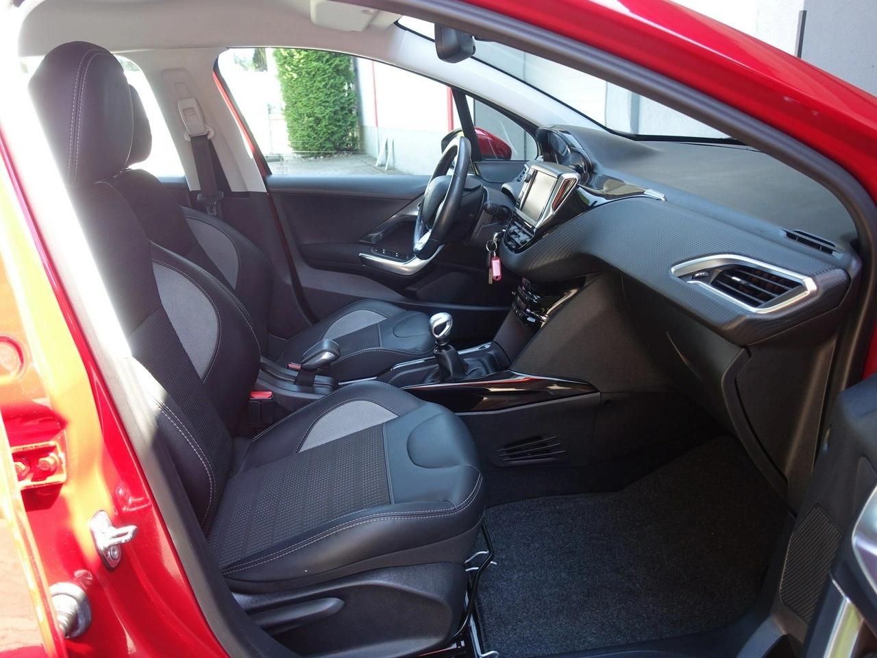 Peugeot 2008 - Zdjęcie 13