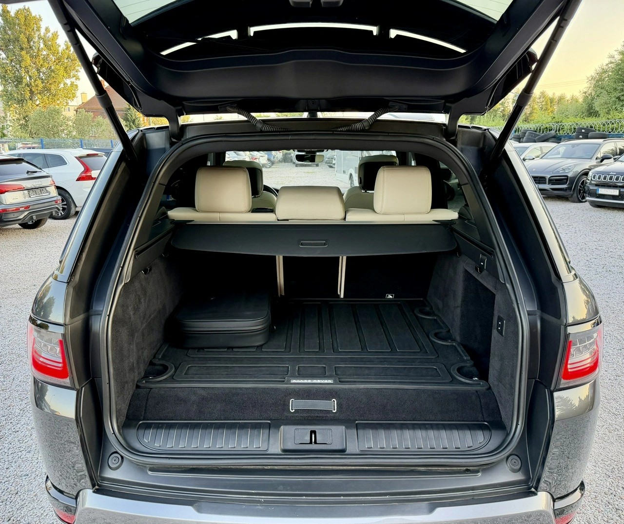 Land Rover Range Rover Sport - Zdjęcie 39