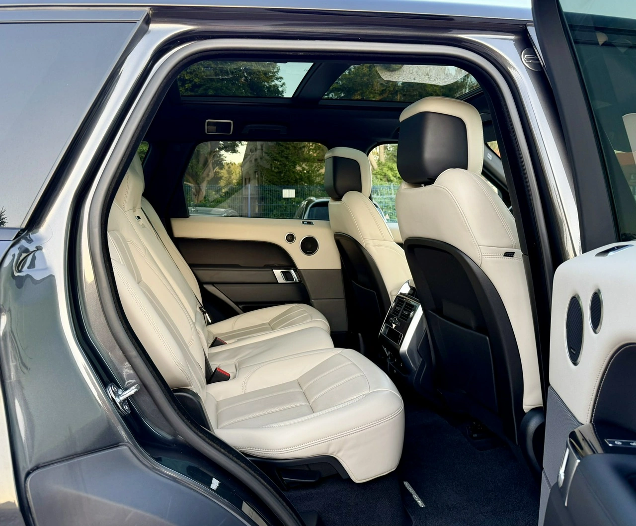 Land Rover Range Rover Sport - Zdjęcie 11