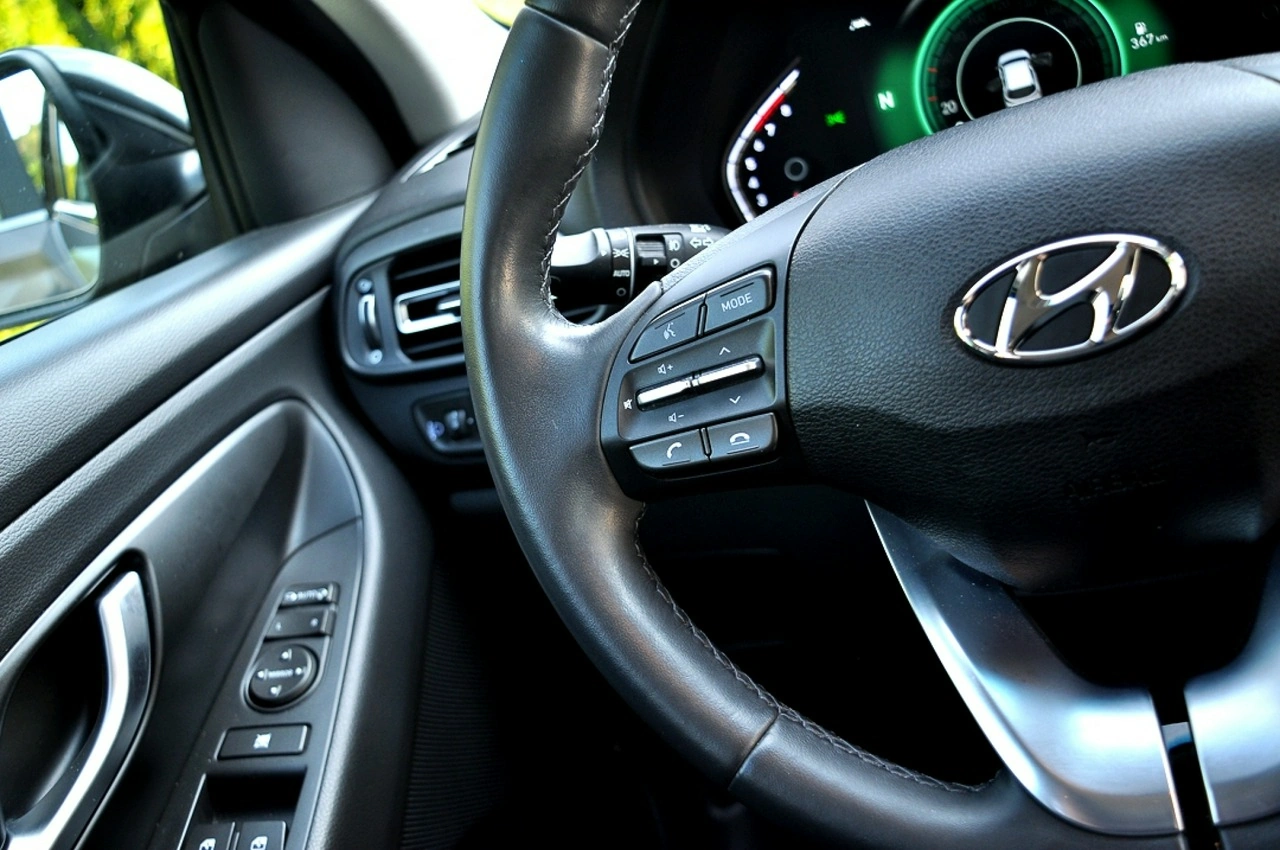 Hyundai i30 - Zdjęcie 12