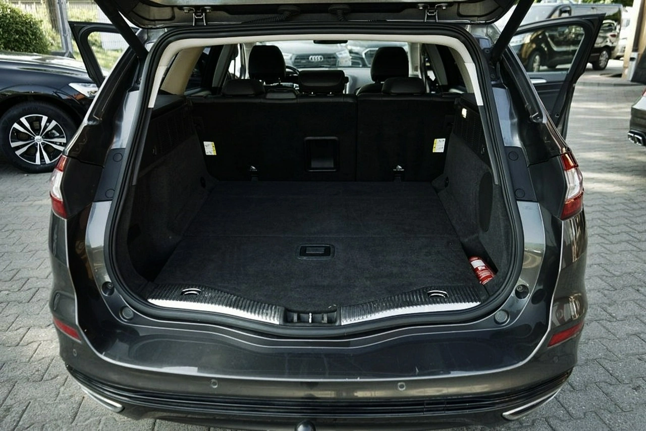 Ford Mondeo - Zdjęcie 24