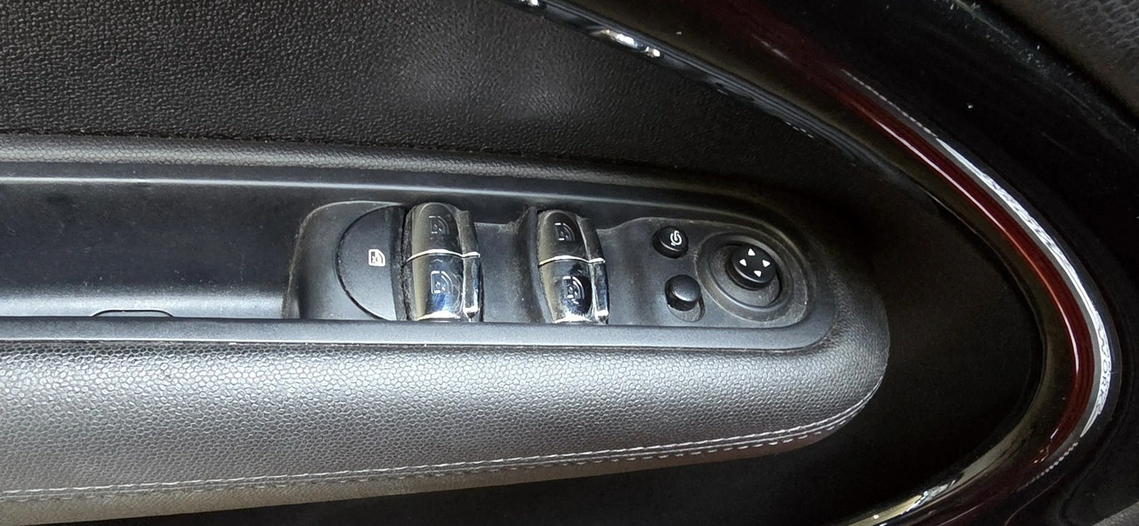 MINI Cooper S - Zdjęcie 21