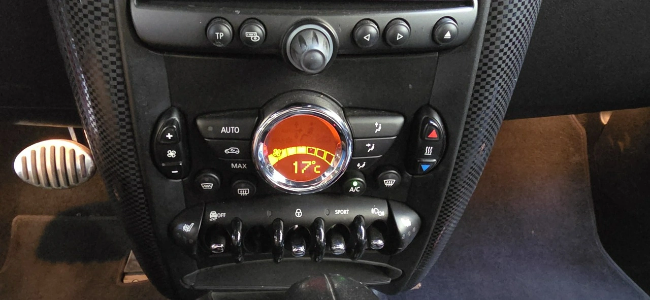 MINI Cooper S - Zdjęcie 26
