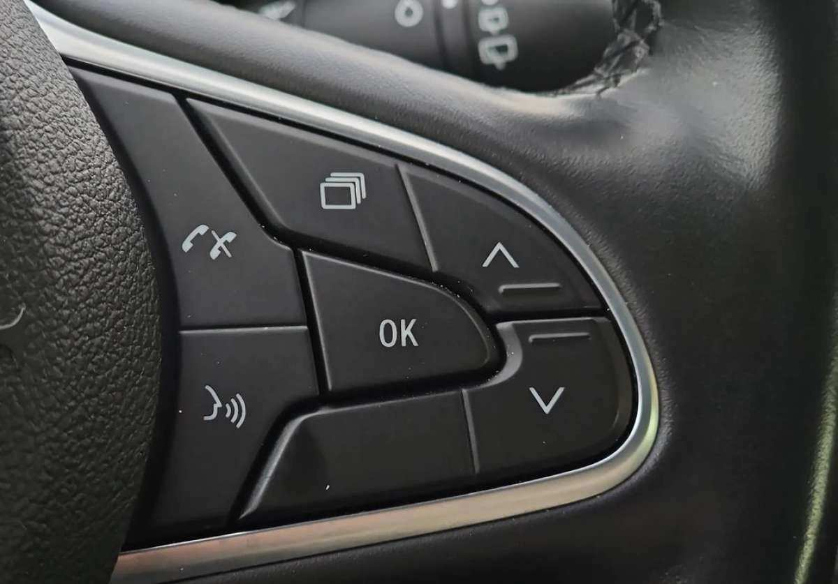 Renault Megane - Zdjęcie 19