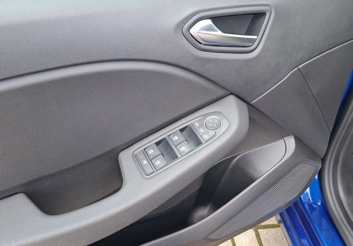 Mitsubishi Colt - Zdjęcie 15