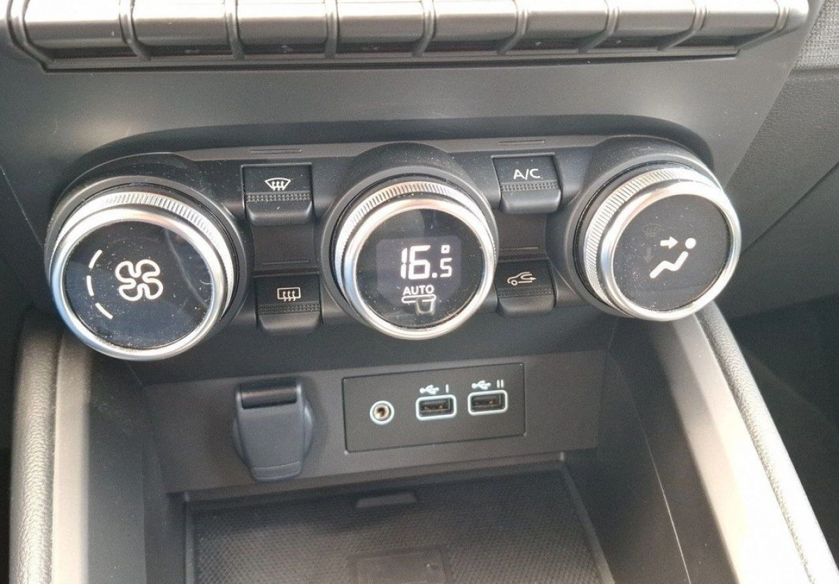 Mitsubishi Colt - Zdjęcie 21