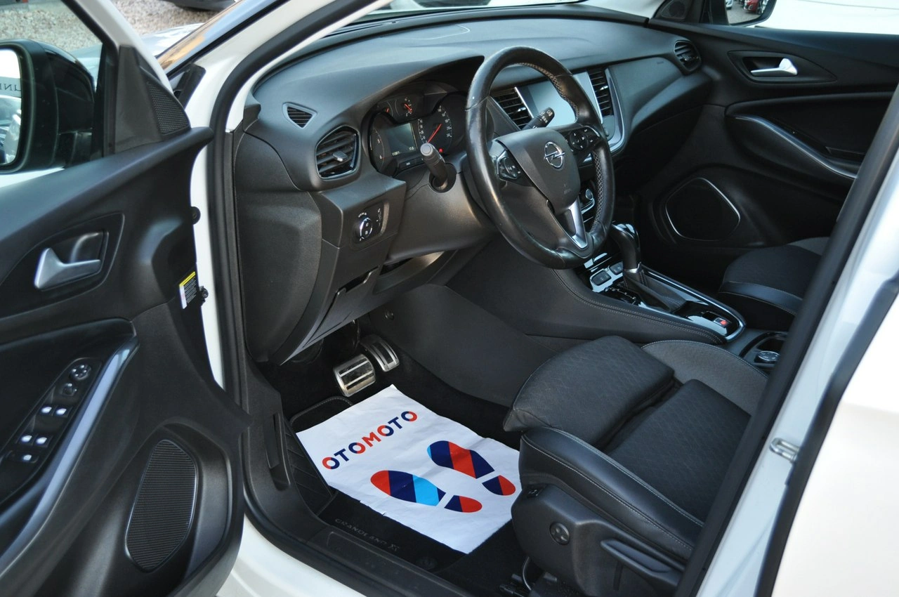 Opel Grandland X - Zdjęcie 16