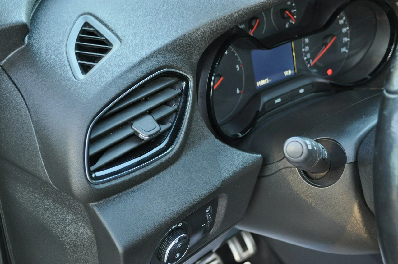 Opel Grandland X - Zdjęcie 17
