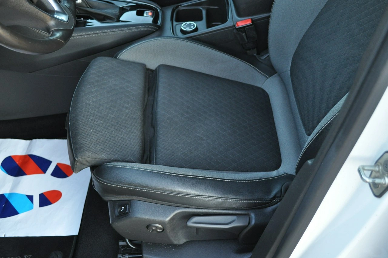 Opel Grandland X - Zdjęcie 18