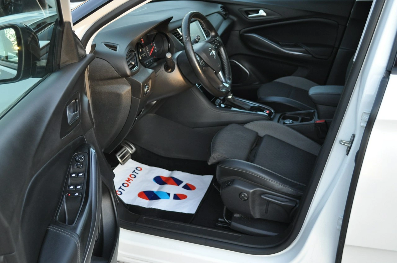 Opel Grandland X - Zdjęcie 26