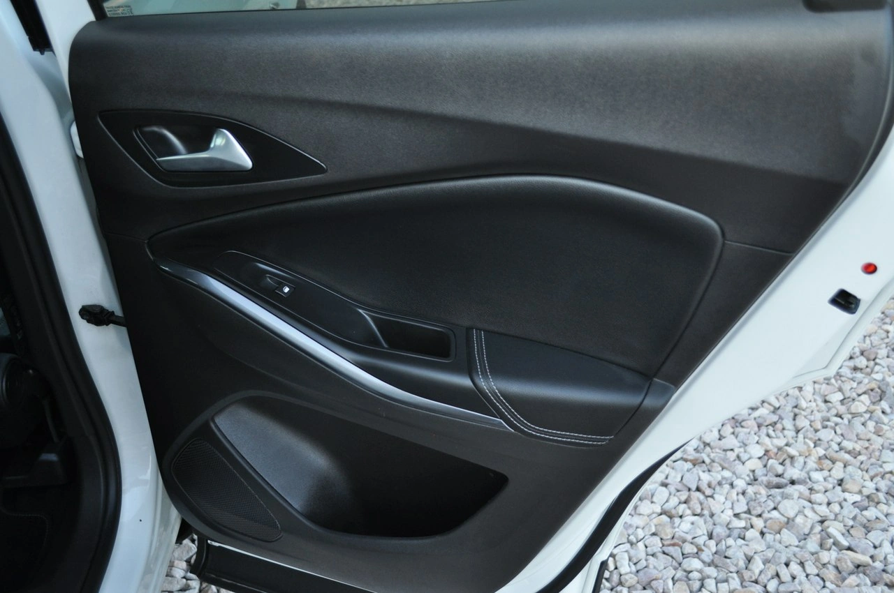 Opel Grandland X - Zdjęcie 34