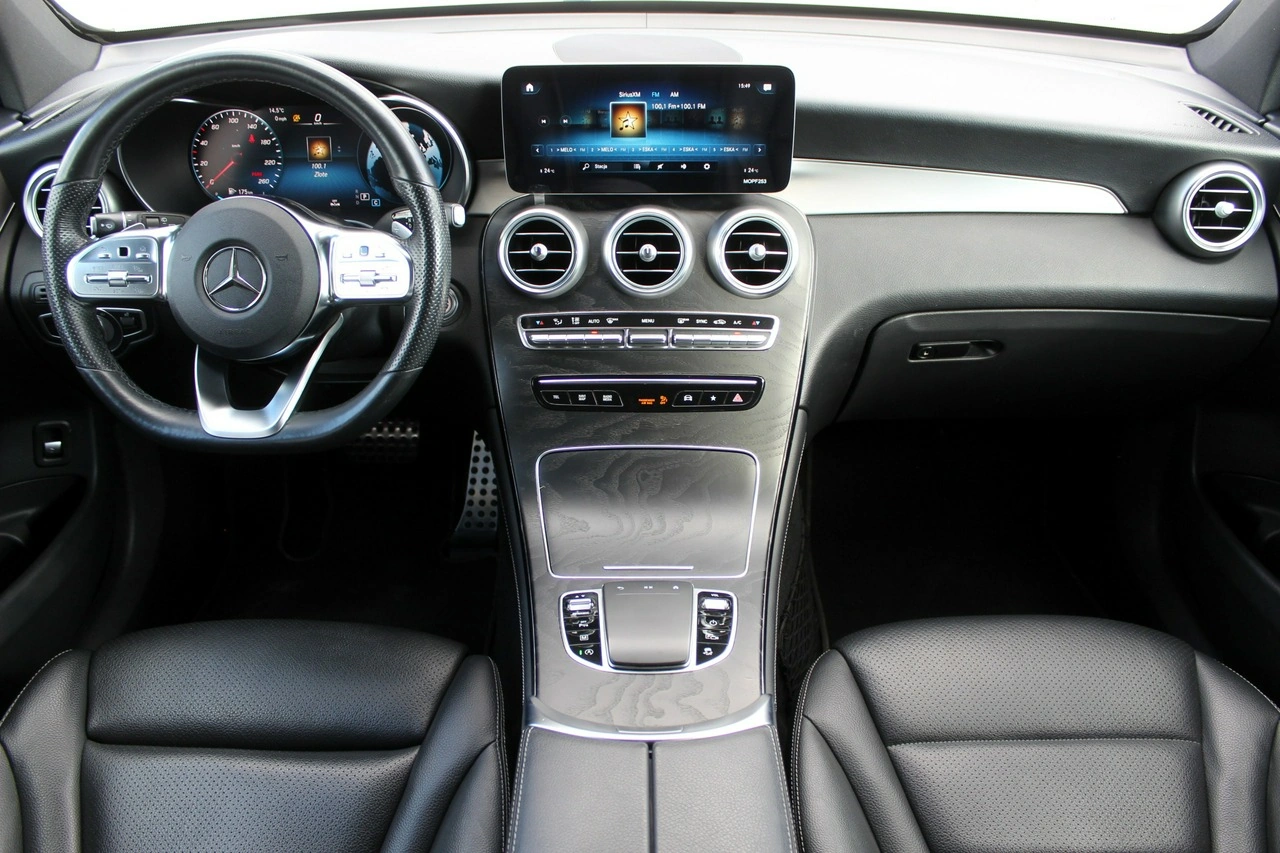 Mercedes GLC 300 - Zdjęcie 10