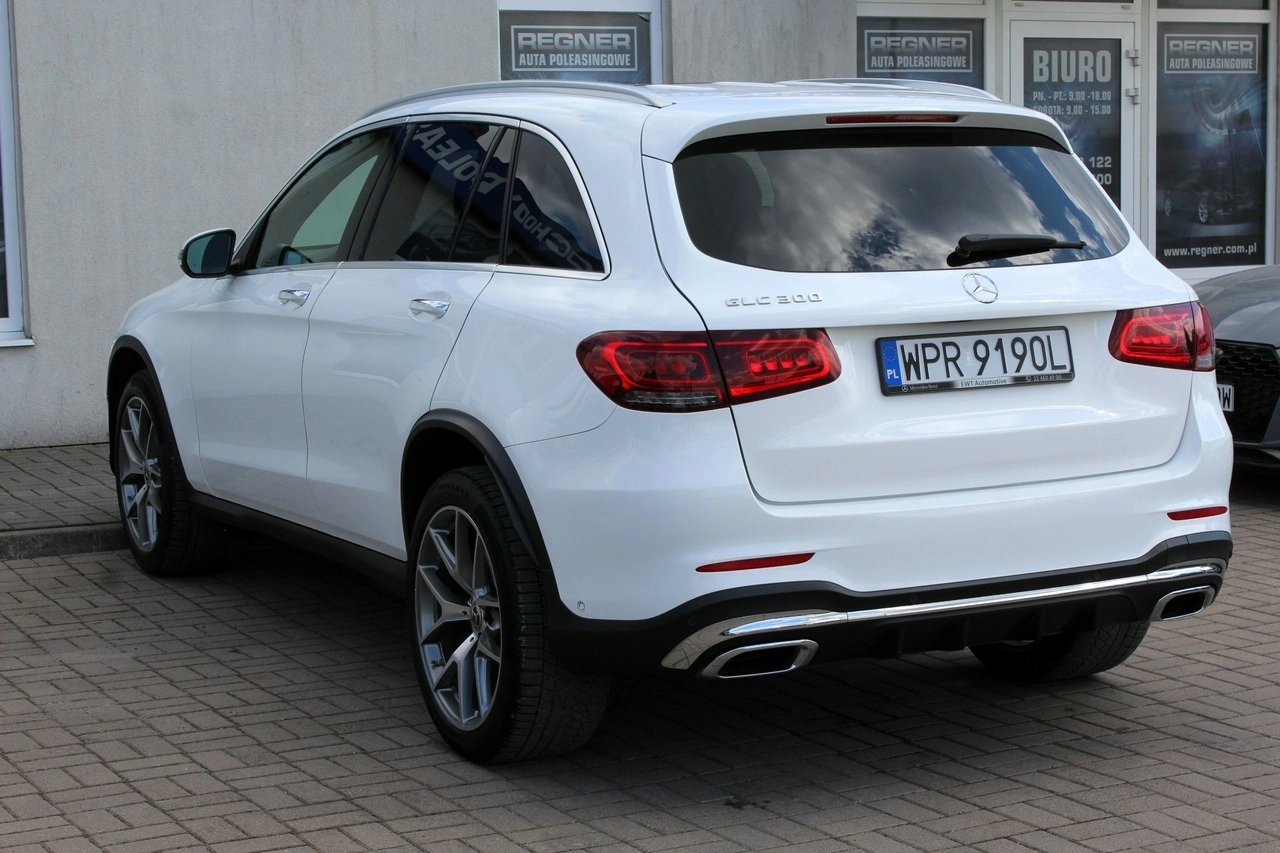 Mercedes GLC 300 - Zdjęcie 3