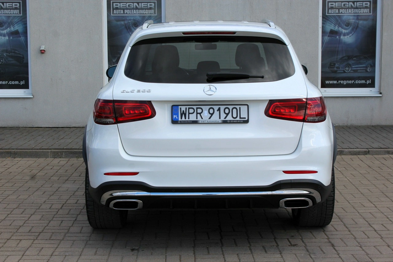 Mercedes GLC 300 - Zdjęcie 4