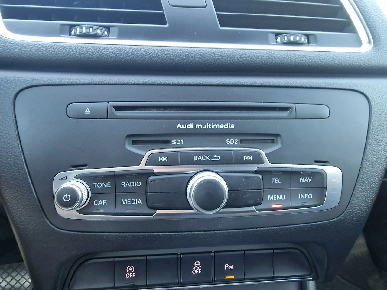Audi Q3 - Zdjęcie 26