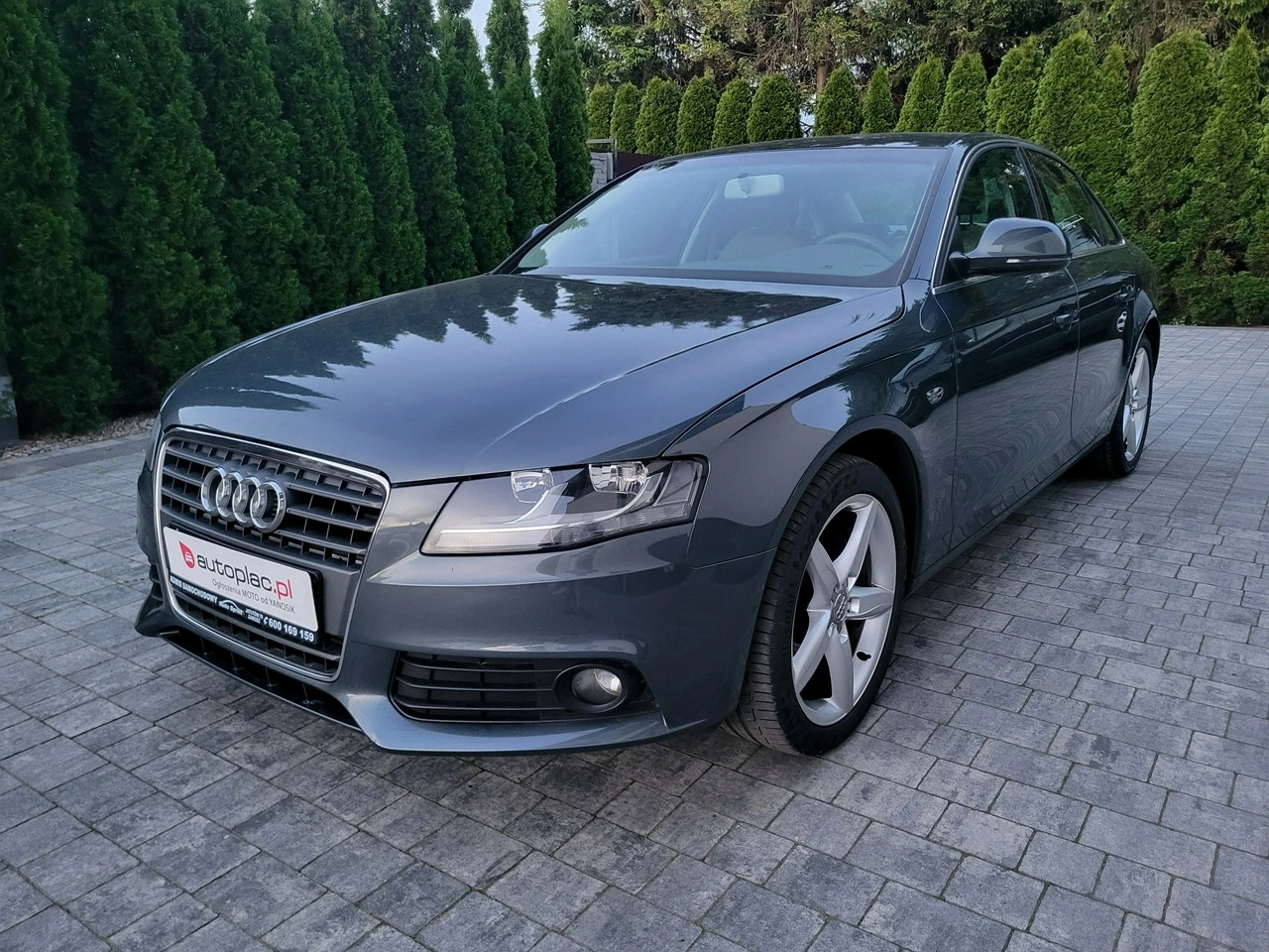 Audi A4 - Główne zdjęcie