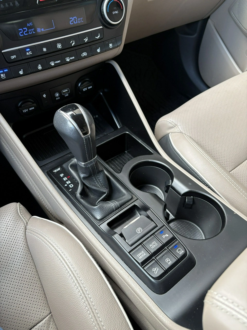 Hyundai Tucson - Zdjęcie 26