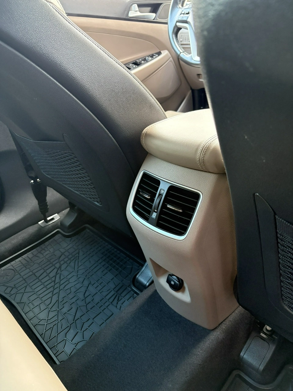 Hyundai Tucson - Zdjęcie 36