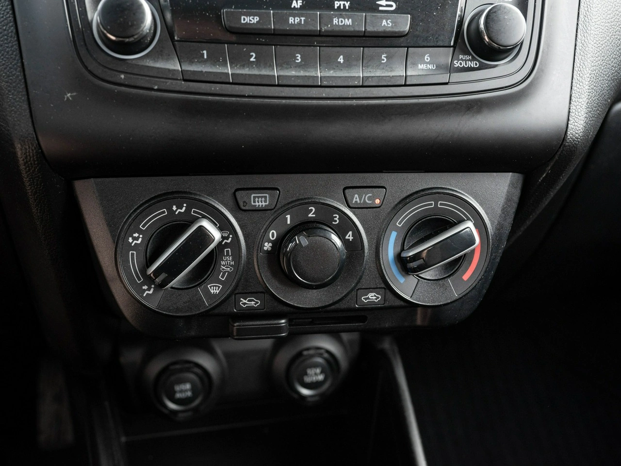 Suzuki Swift - Zdjęcie 13