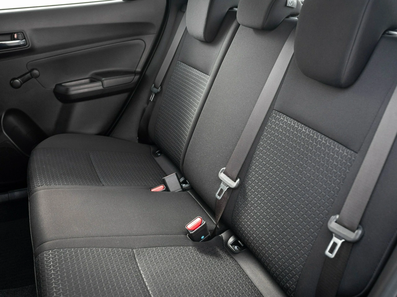 Suzuki Swift - Zdjęcie 17