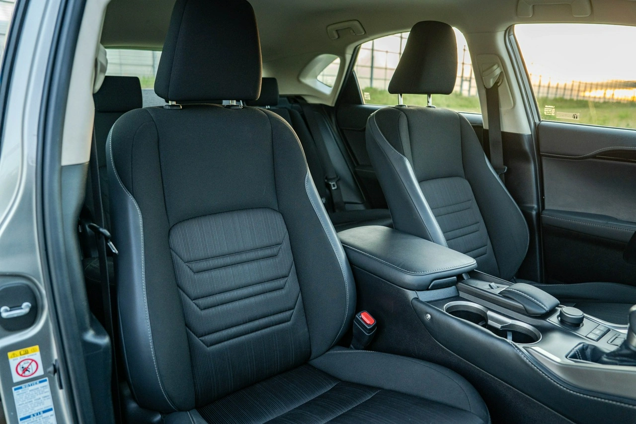 Lexus NX - Zdjęcie 24