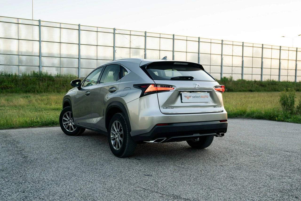 Lexus NX - Zdjęcie 3