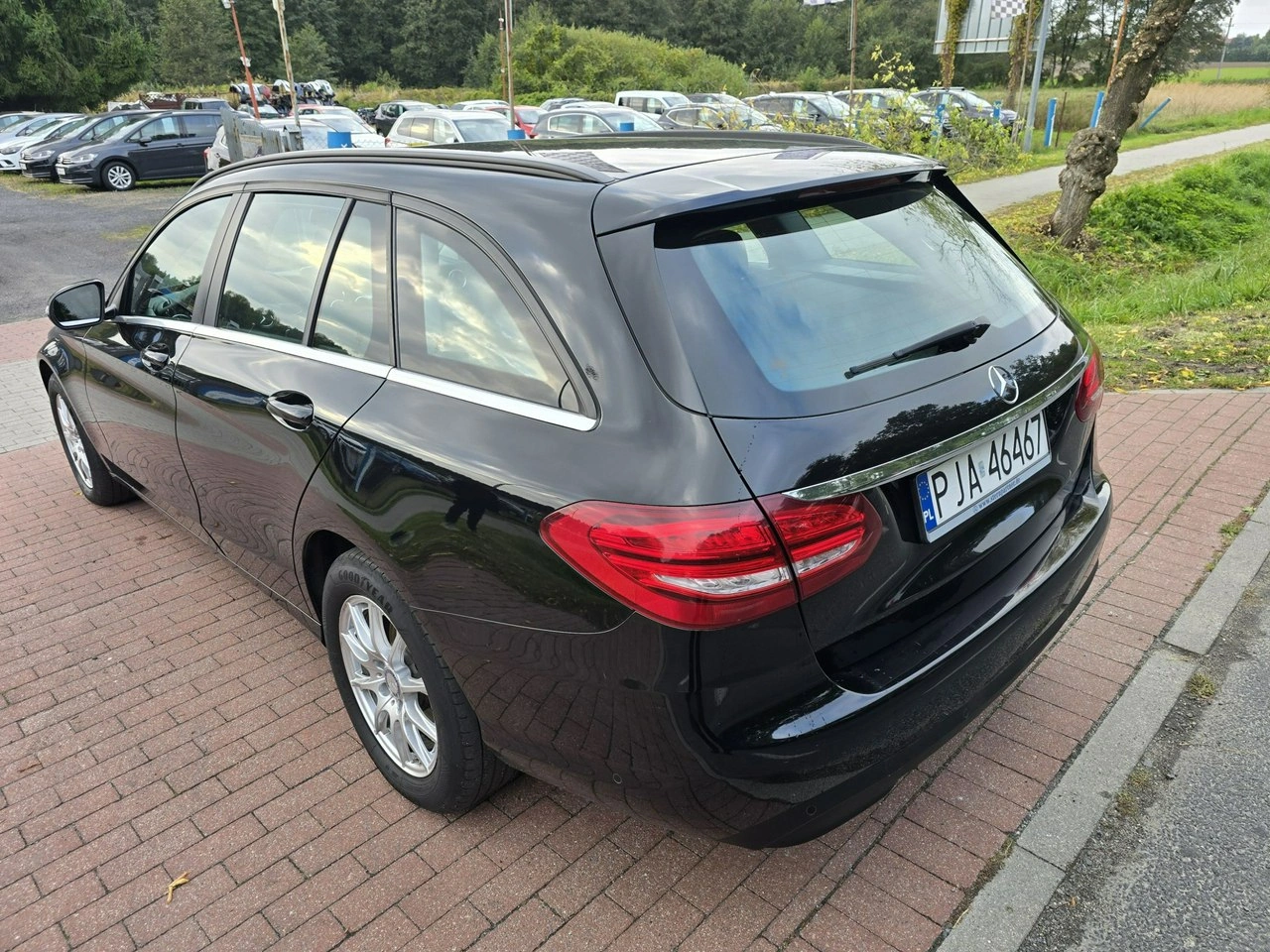 Mercedes C 200 - Zdjęcie 4