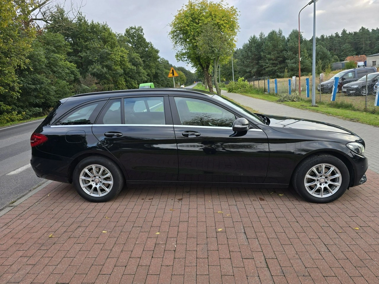 Mercedes C 200 - Zdjęcie 8