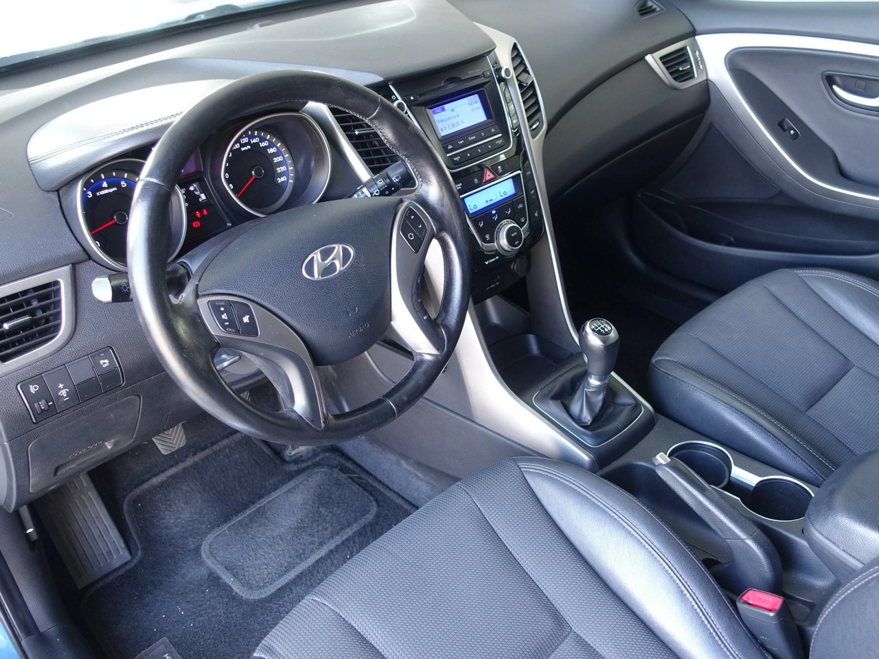 Hyundai i30 - Zdjęcie 12