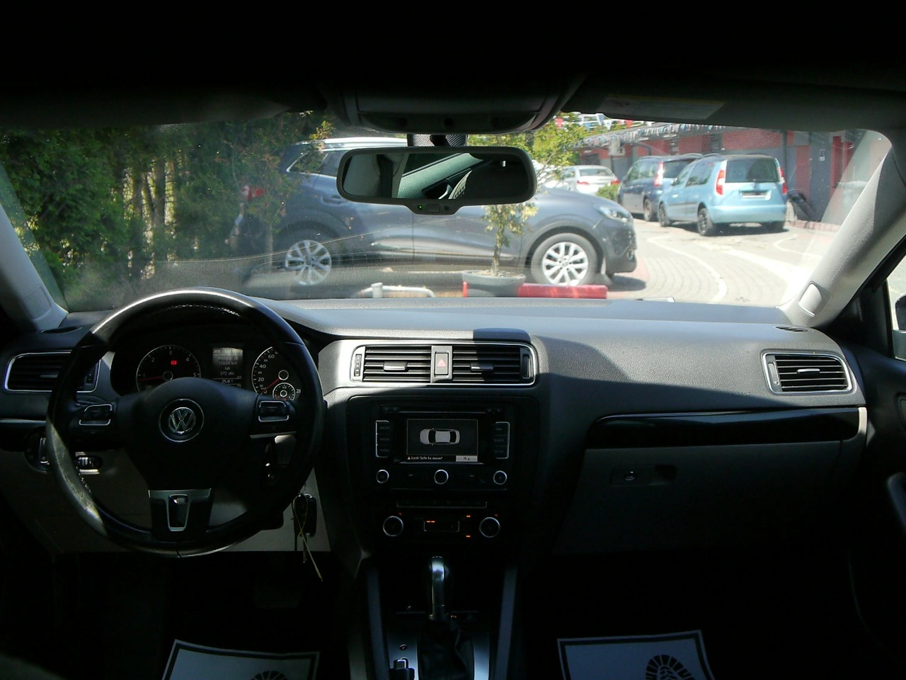 Volkswagen Jetta - Zdjęcie 18