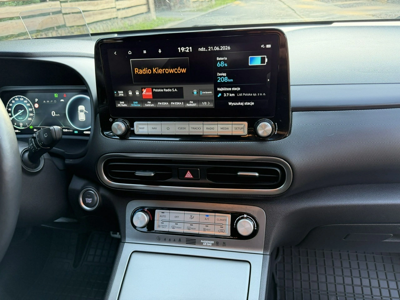Hyundai Kona - Zdjęcie 18