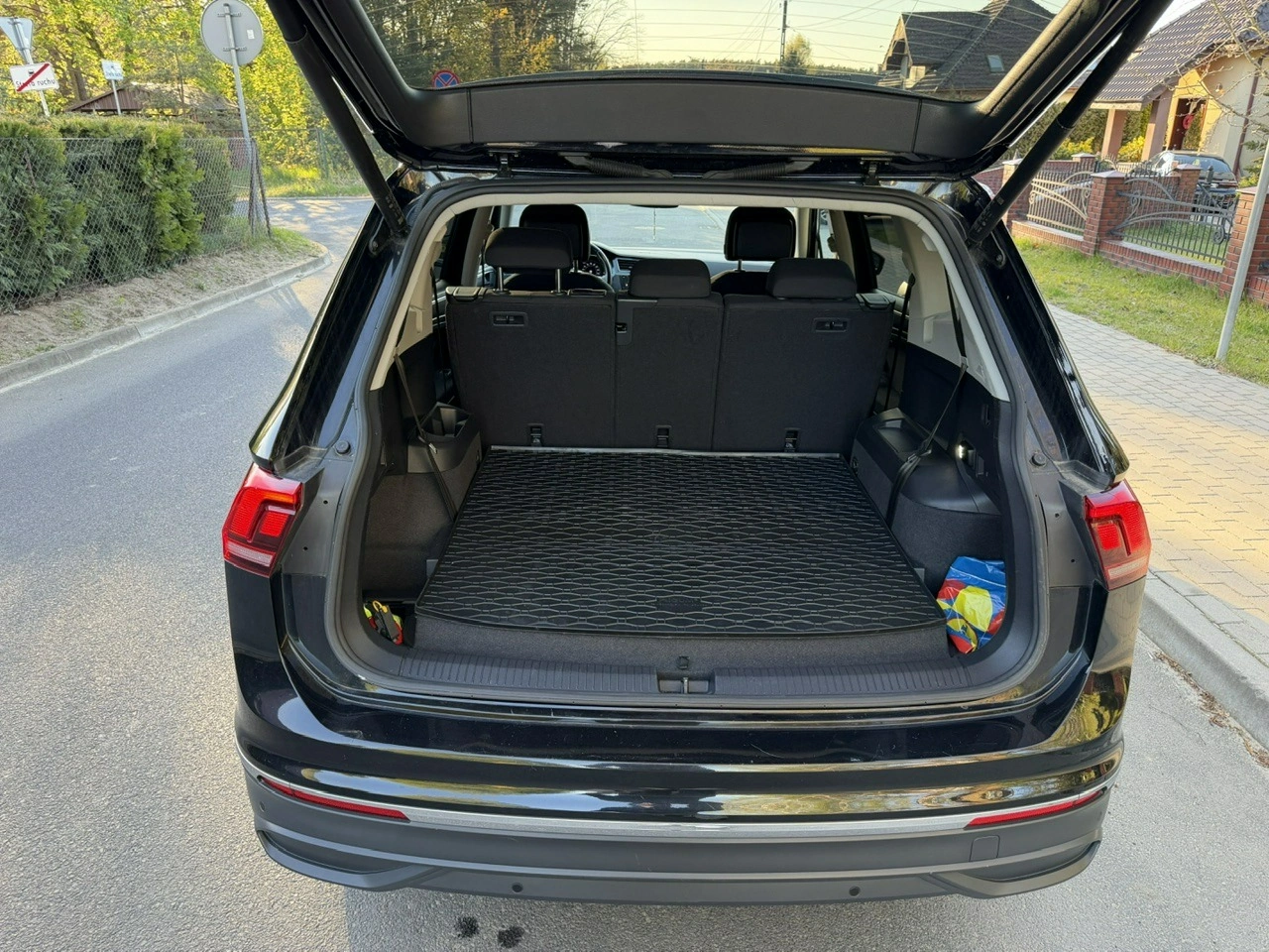 Volkswagen Tiguan Allspace - Zdjęcie 26