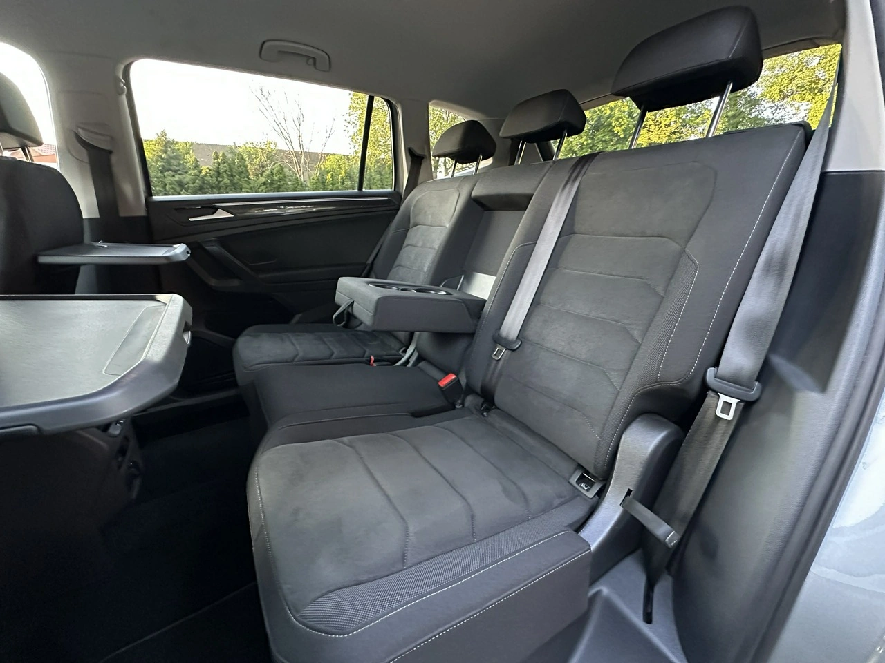 Volkswagen Tiguan Allspace - Zdjęcie 10