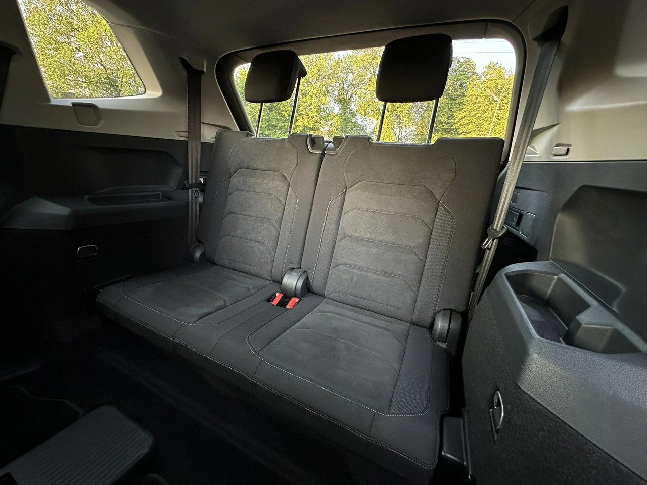 Volkswagen Tiguan Allspace - Zdjęcie 12