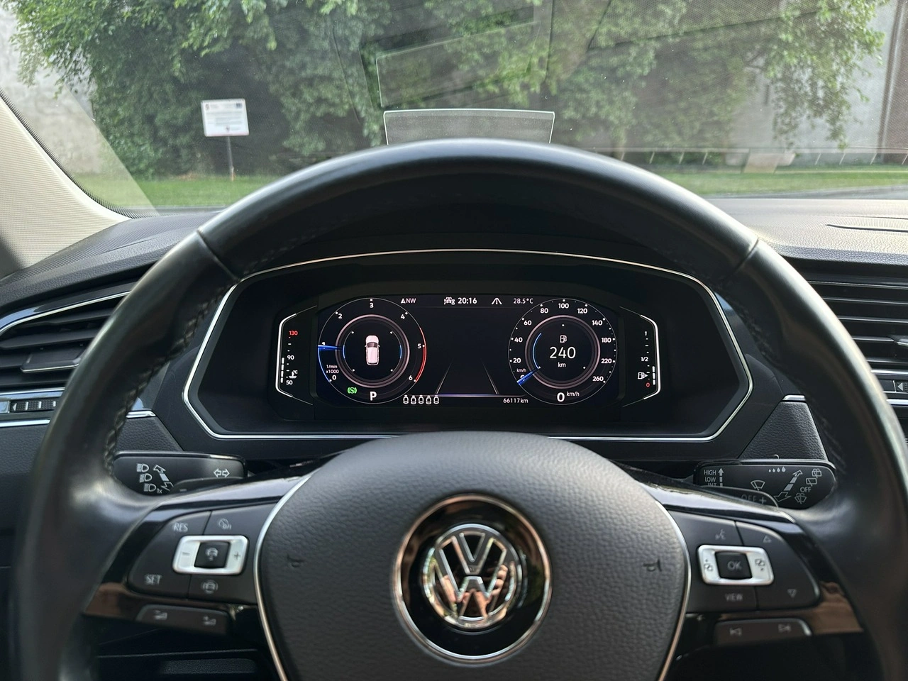 Volkswagen Tiguan Allspace - Zdjęcie 15
