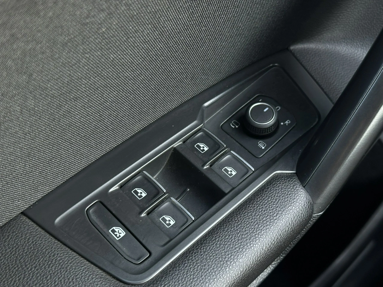 Volkswagen Tiguan Allspace - Zdjęcie 52