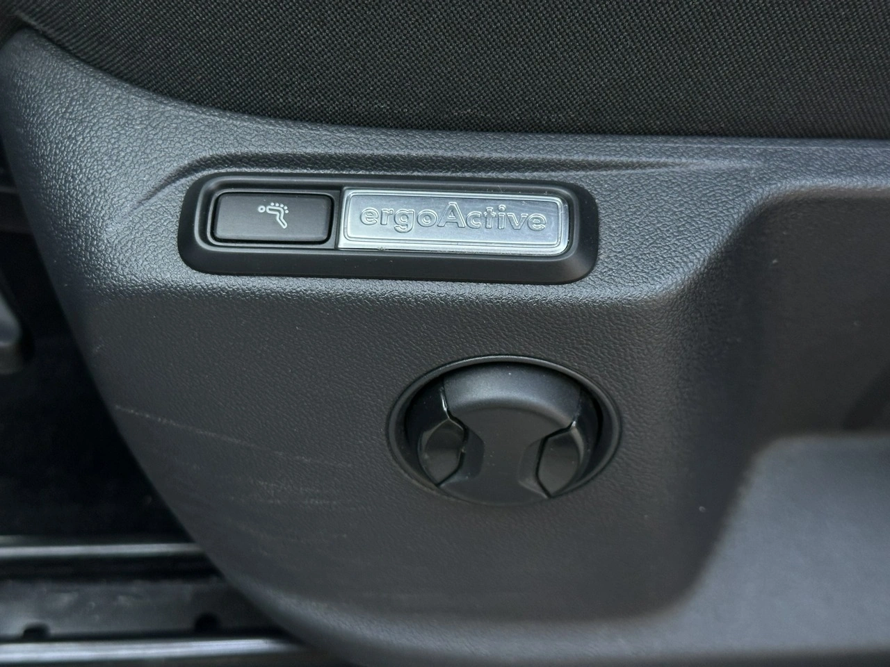 Volkswagen Tiguan Allspace - Zdjęcie 53