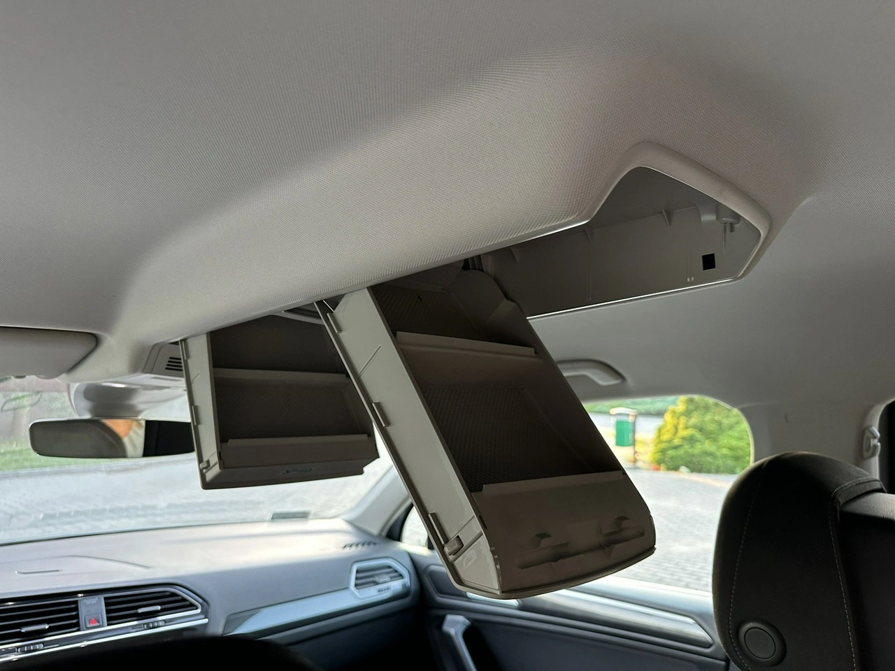 Volkswagen Tiguan Allspace - Zdjęcie 57