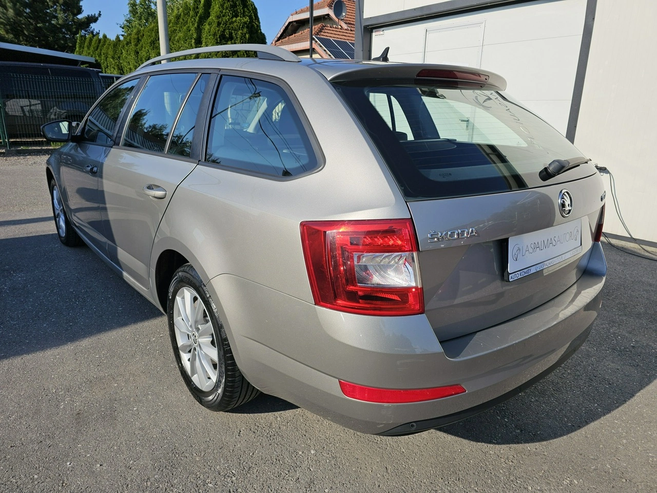 Skoda Octavia - Zdjęcie 6