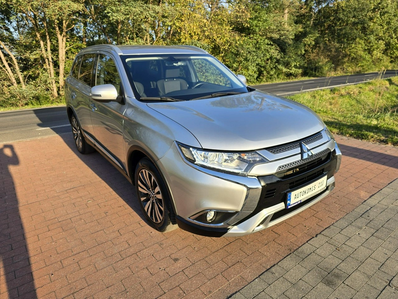 Mitsubishi Outlander - Zdjęcie 11