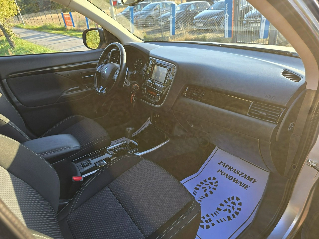 Mitsubishi Outlander - Zdjęcie 21