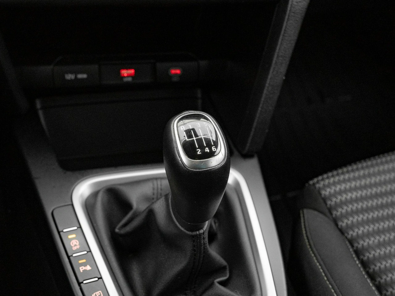 Kia Ceed - Zdjęcie 14
