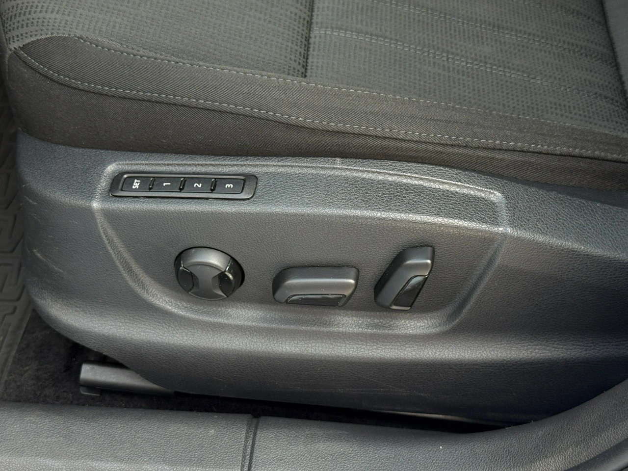 Skoda Octavia - Zdjęcie 11